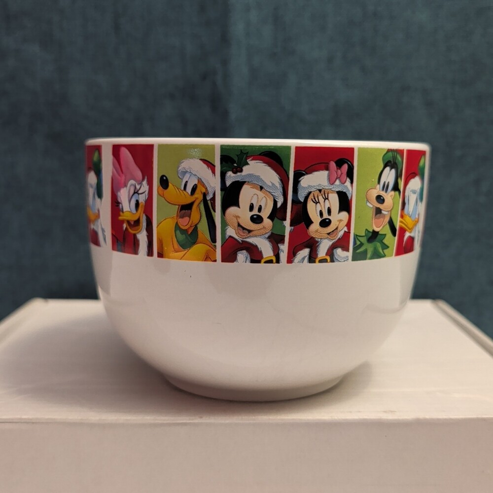 Disney Christmas Jumbo Mug Mickey Minnie Donald Goofy Pluto Galerie Oversized - Picture 12 of 16